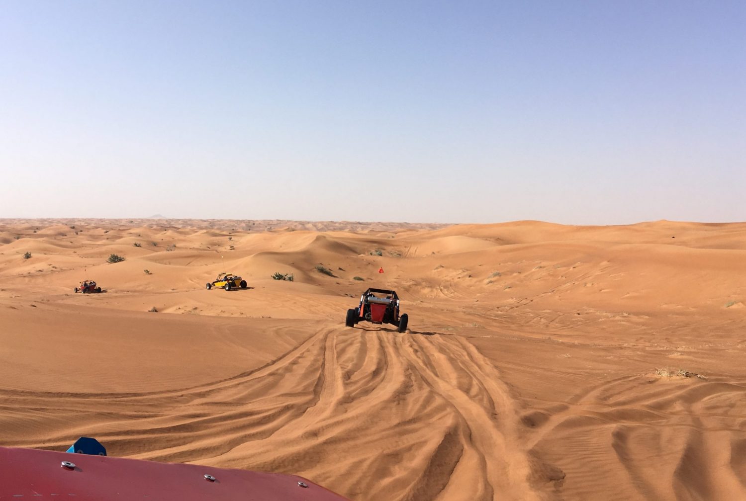 mooiste bezienswaardigheden in Dubai, UAE + wat te doen: Desert safari buggy