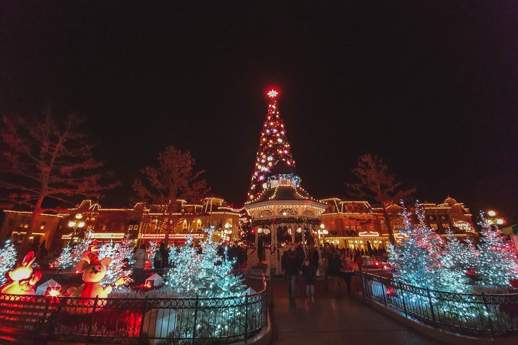 kerst in disney: 6 toffe vakantiebestemmingen voor de herfst