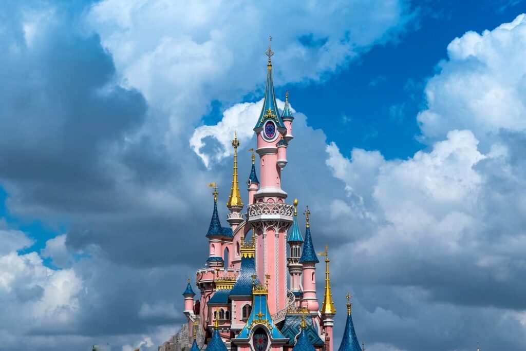 FRANKRIJK  Disneyland Parijs: Toffe vakantiebestemmingen voor de herfst
