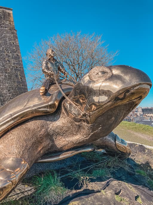 bronzen 'Schildpad' van Jan Fabre