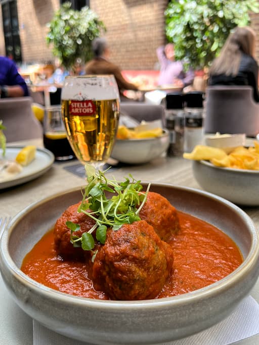 Eten en drinken in Hasselt: De Orangerie