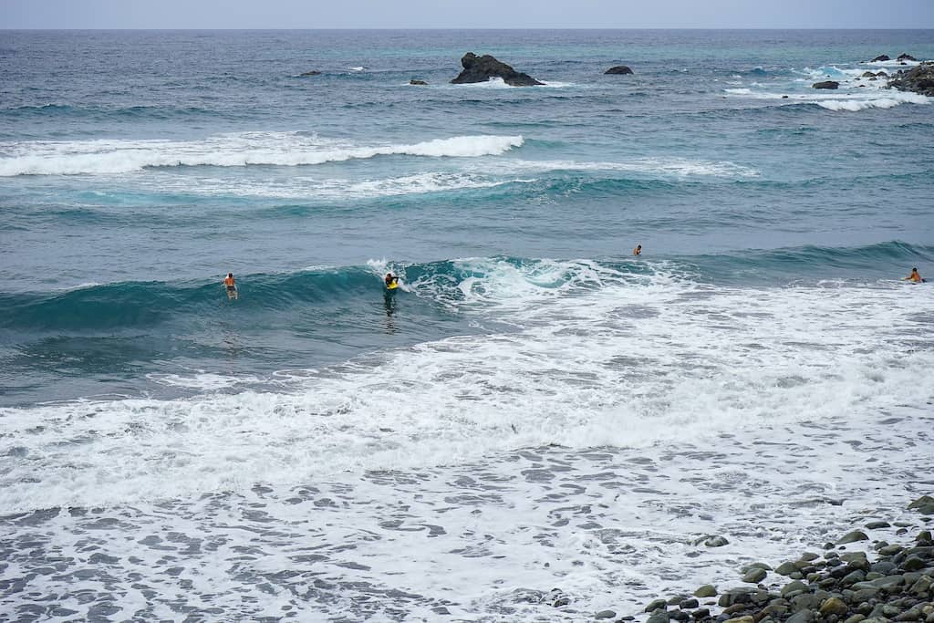 De beste stranden in Tenerife om te surfen