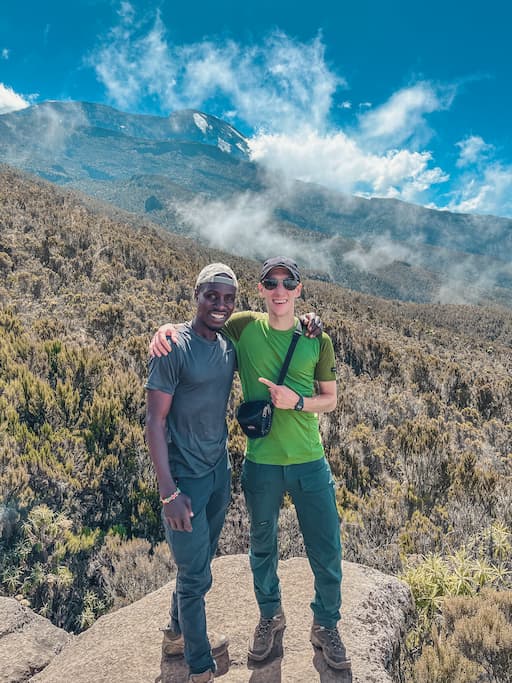 De beklimming van de Kilimanjaro in Afrika: dag 2