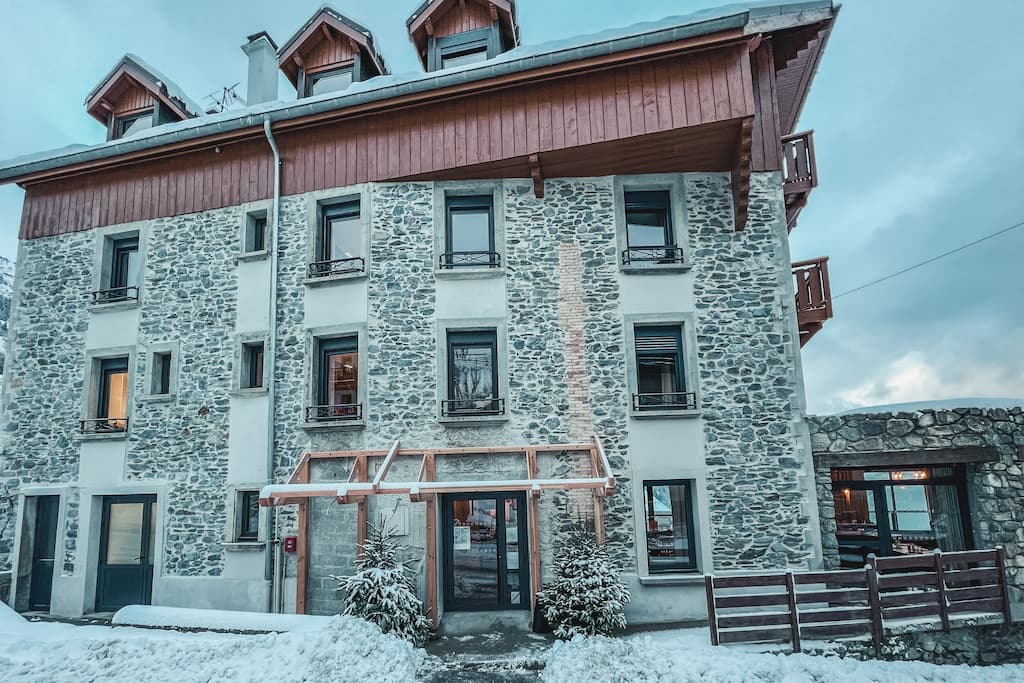 Hotel Les Cimes in Vaujany aan skigebied Alpe d'Huez