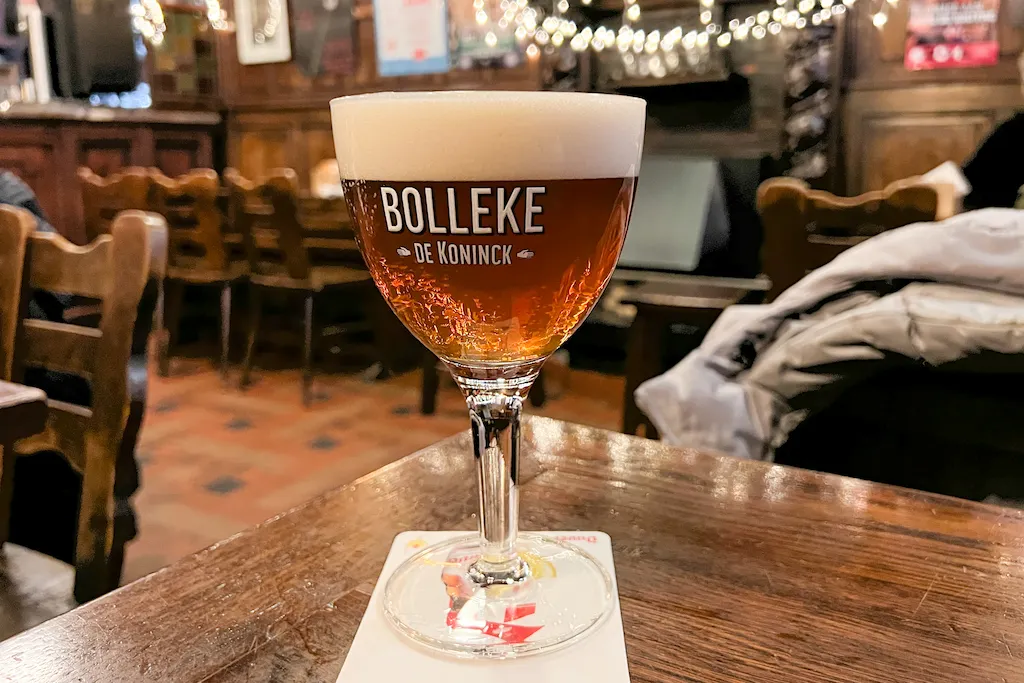 Beste bruine cafés van Antwerpen: Café Duifkens