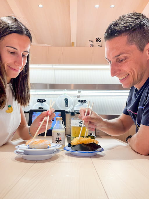 lekker en goedkoop eten in Tokyo: Kura Sushi