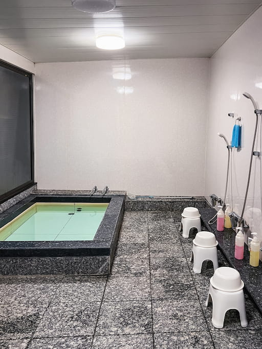 Uniek overnachten in Japan in een traditionele Ryokan met Onsen