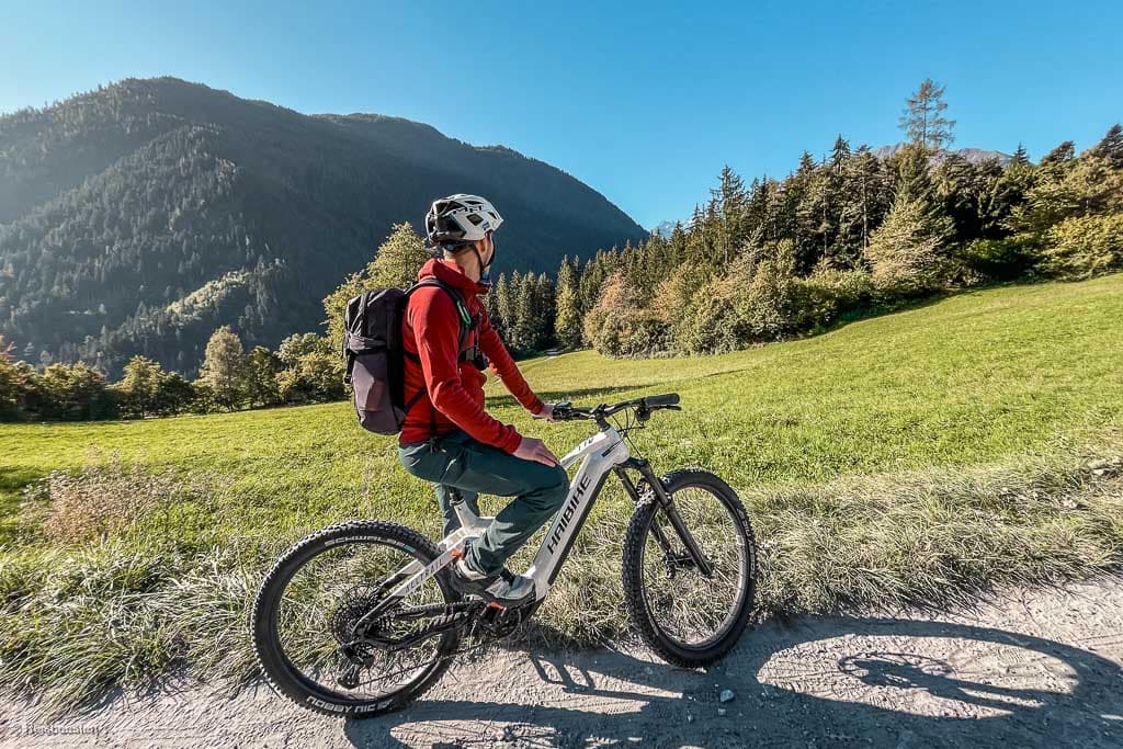 Wat te doen in Verbier, buiten het skiseizoen:: E-bike mountainbiken