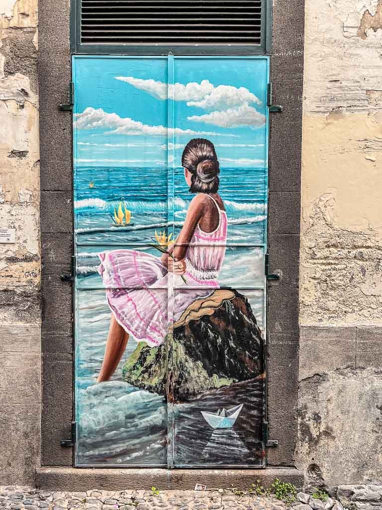 Streetart in Funchal - geschilderde deuren