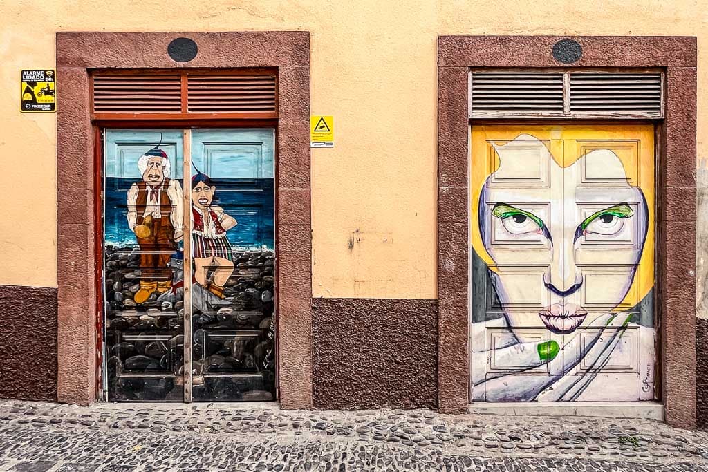 Streetart in Funchal - geschilderde deuren