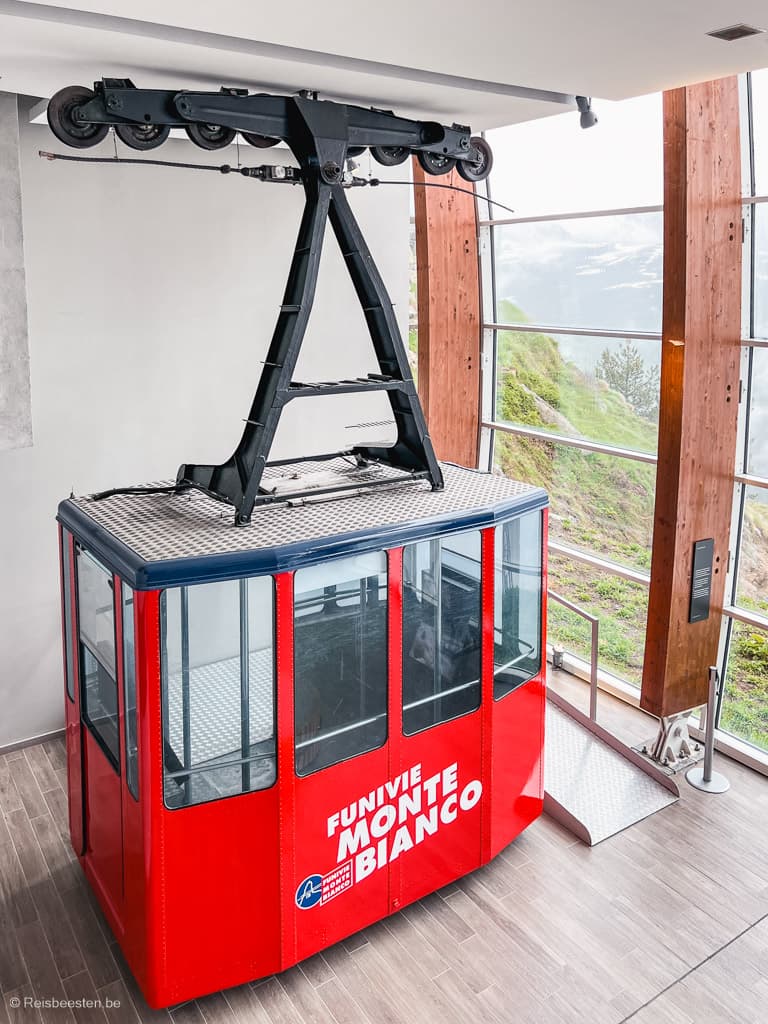 Valle d'Aosta, Italië: 11 tips om te doen in de zomer: Skyway Monte Bianco