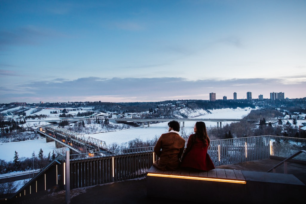 Wintersport en avontuur in Jasper en Edmonton, Canada: Edmonton skyline winter