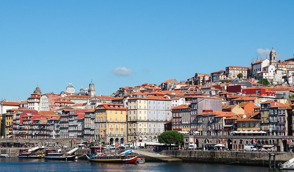 Citytrip Porto: 15 x bezienswaardigheden+ wat te doen: Struin langs de Douro rivier