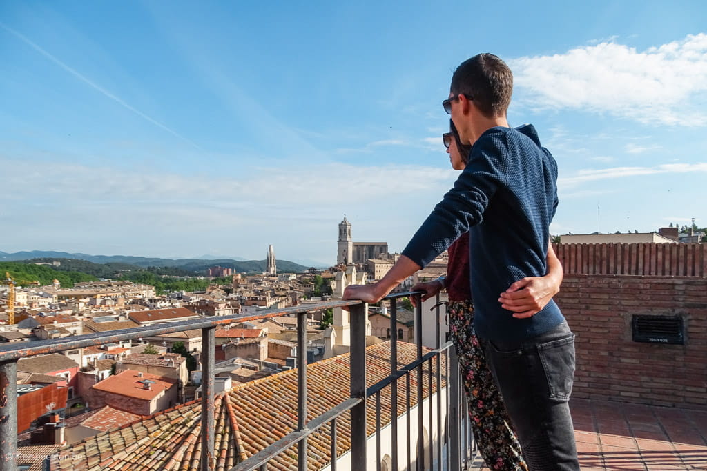 doen in de stad Gerona (Girona), Spanje: wandel over de stadsmuur