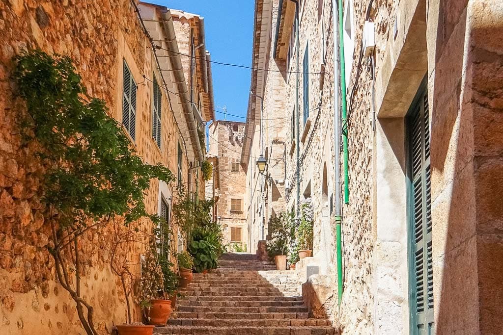 Rondreis Mallorca: route voor 8 dagen + wat te doen: Fornalutx