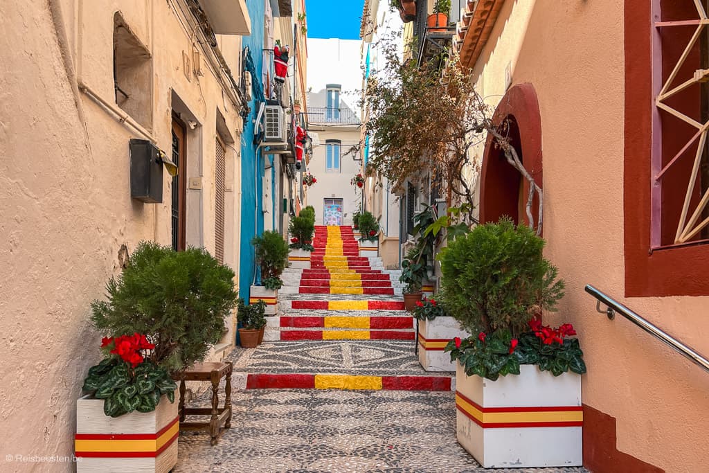 Wat te doen en bezienswaardigheden in de omgeving van Calpe Costa Blanca , Spanje : Centrum en Spaanse trap