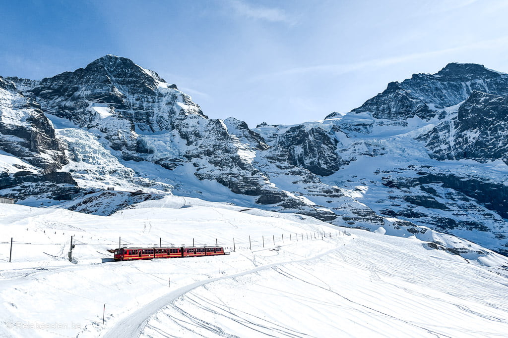 Winter in Interlaken, Zwitserland; leuke dingen om te doen:: Trein reizen in Jungfrau regio