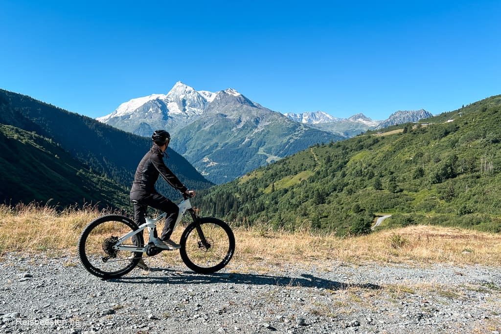 Zomer in La Rosière in Frankrijk: leuke activiteiten om te doen: e-mountainbike