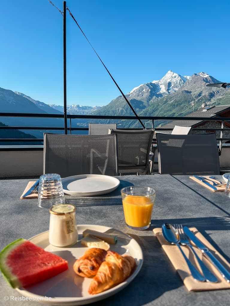 Zomer in La Rosière in Frankrijk: leuke activiteiten om te doen: verblijven in hotel Alpen Lodge