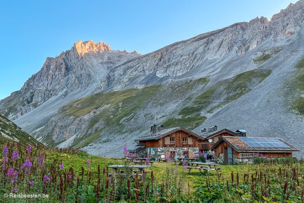Méribel in de zomer: mooie wandelroutes in Nationaal Park Vanoise: Refuge du Saut en Aiguille du Fruit