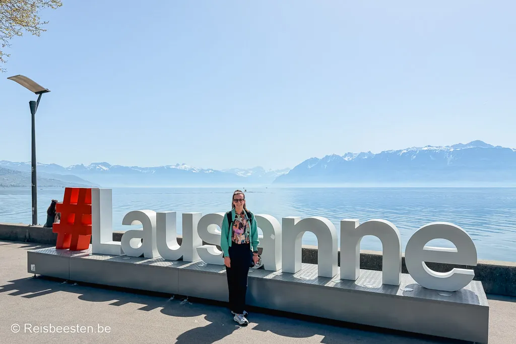 Wat te doen in Lausanne: bezienswaardigheden & tips: Ouchy promenade