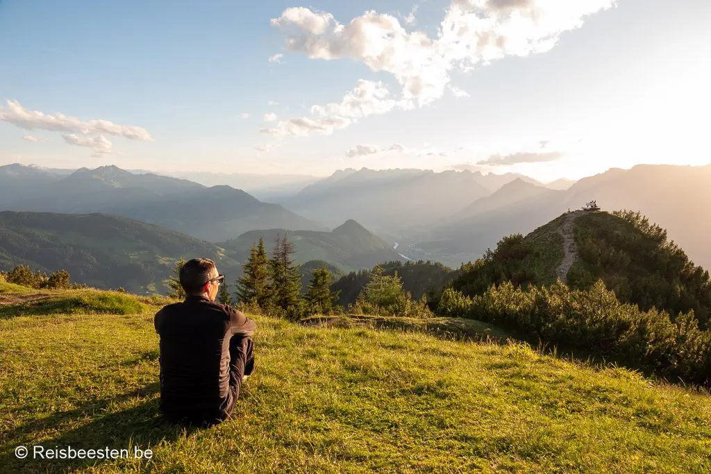 Wandelen in het Alpbachtal in Oostenrijk: mooie routes & favoriete plekken: zonsondergang Gratlspitze
