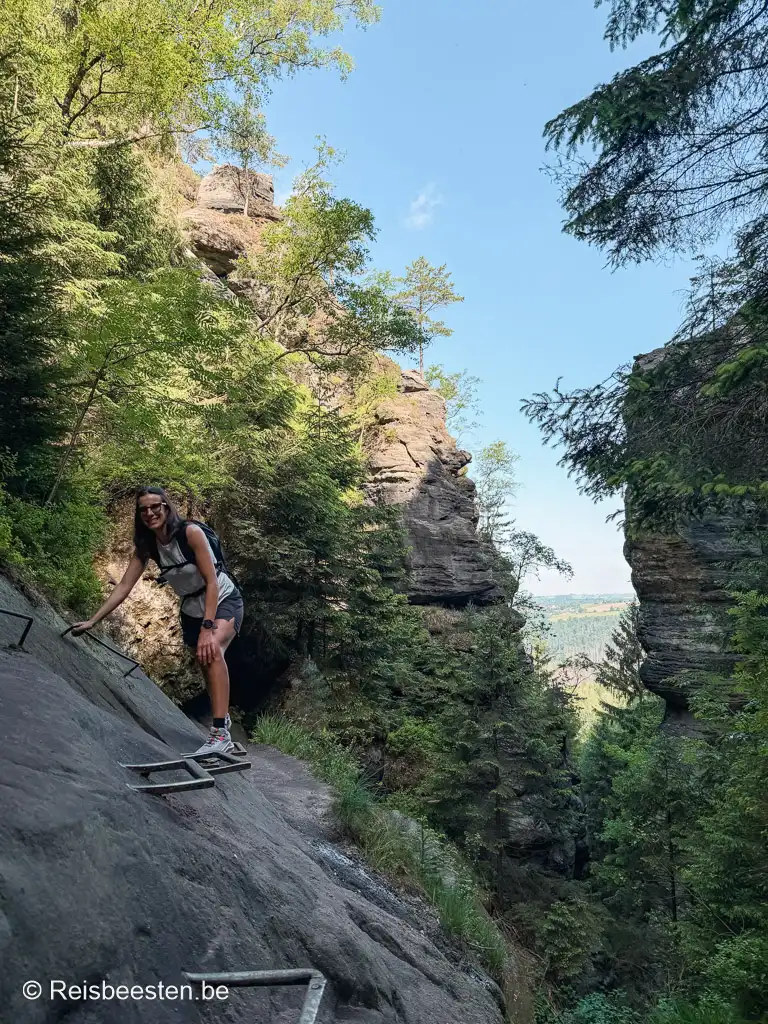 onvergetelijke wandelingen in Saksisch Zwitserland in Duitsland: wandelroute Wilde Hölle