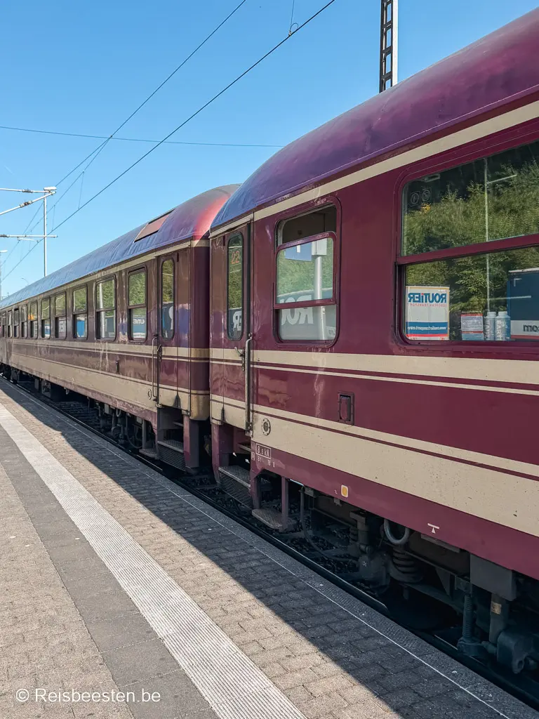 Klimaatvriendelijk knorren: per nachttrein naar Bad Schandau: buitenkant trein
